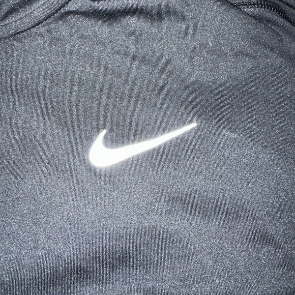 Nike Women’s Running  Jacket - Picture 4 of 6